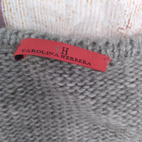 Carolina Herrera long gray open sleeveless sweater sz XS - Picture 5 of 6